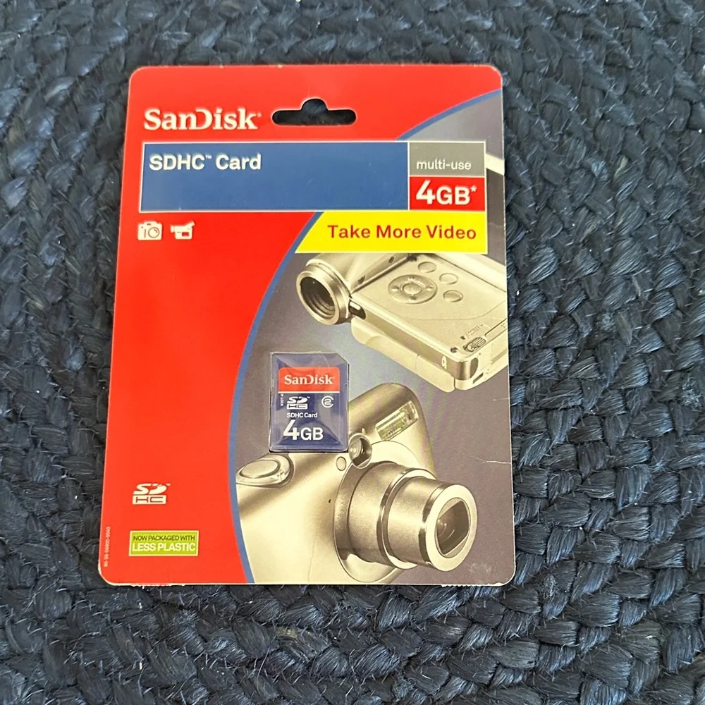 4GB SDHC Card - Red and Blue